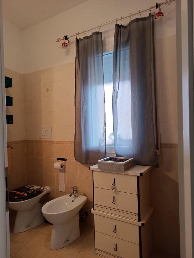 Armareaoverseassuites 피우미치노 외부 사진