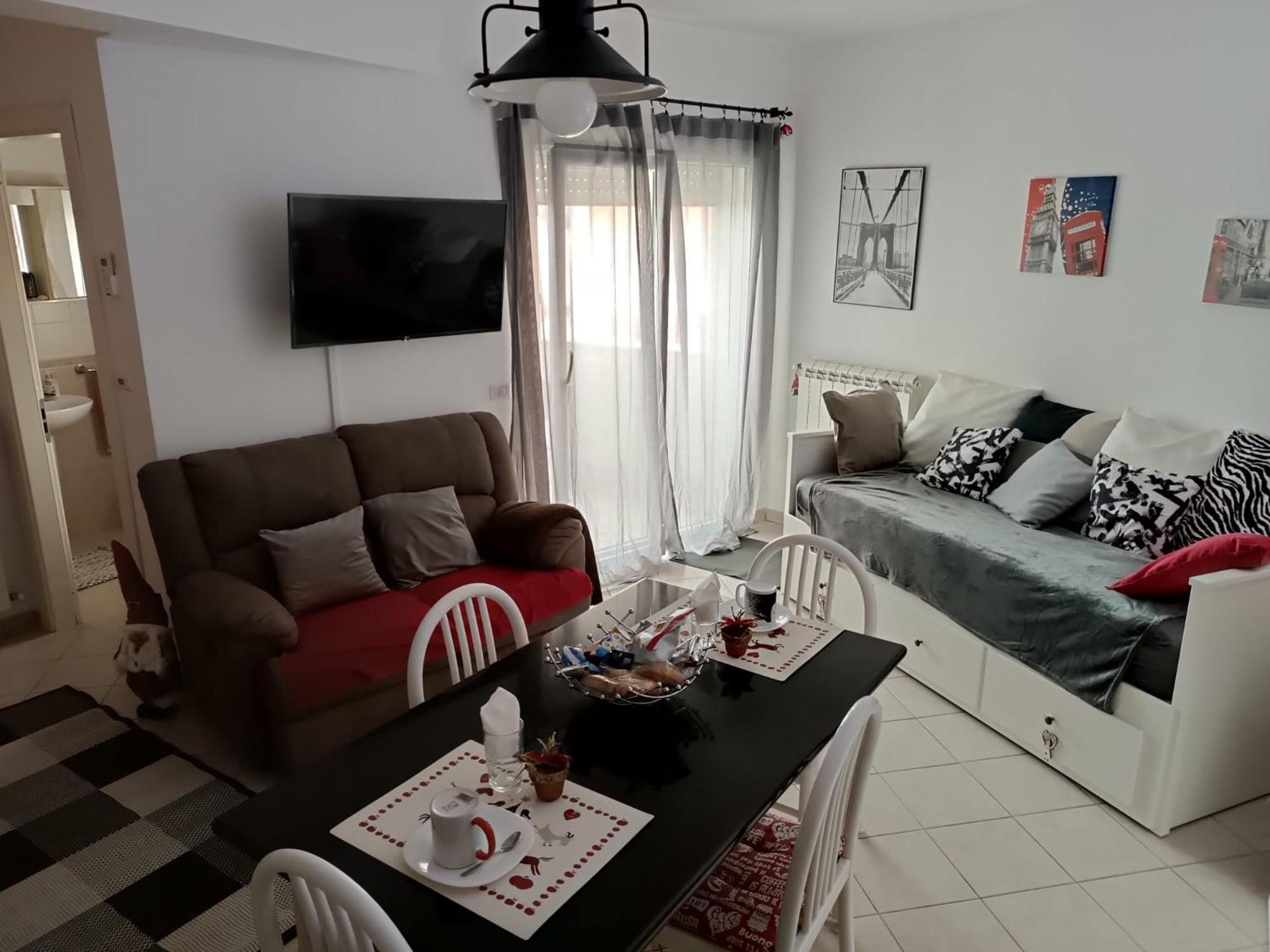 Armareaoverseassuites 피우미치노 외부 사진
